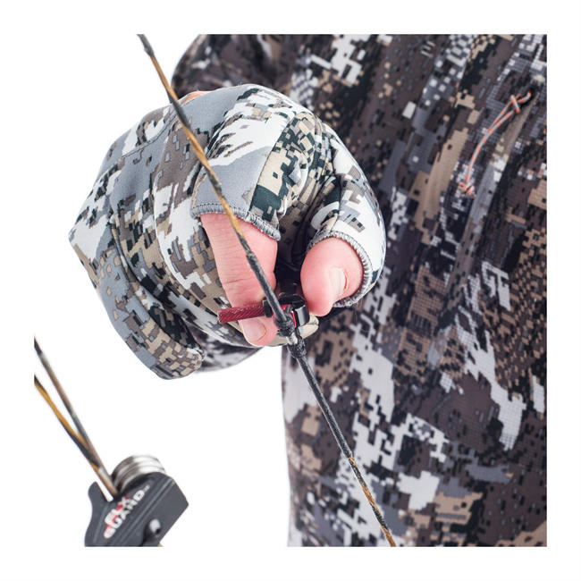 Men Fanatic Whitetail  Camo Hunting Gloves